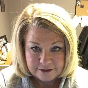 Meet your Posher, Beth